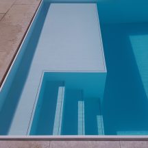 Prelivové bazény s prepadovým žľabom